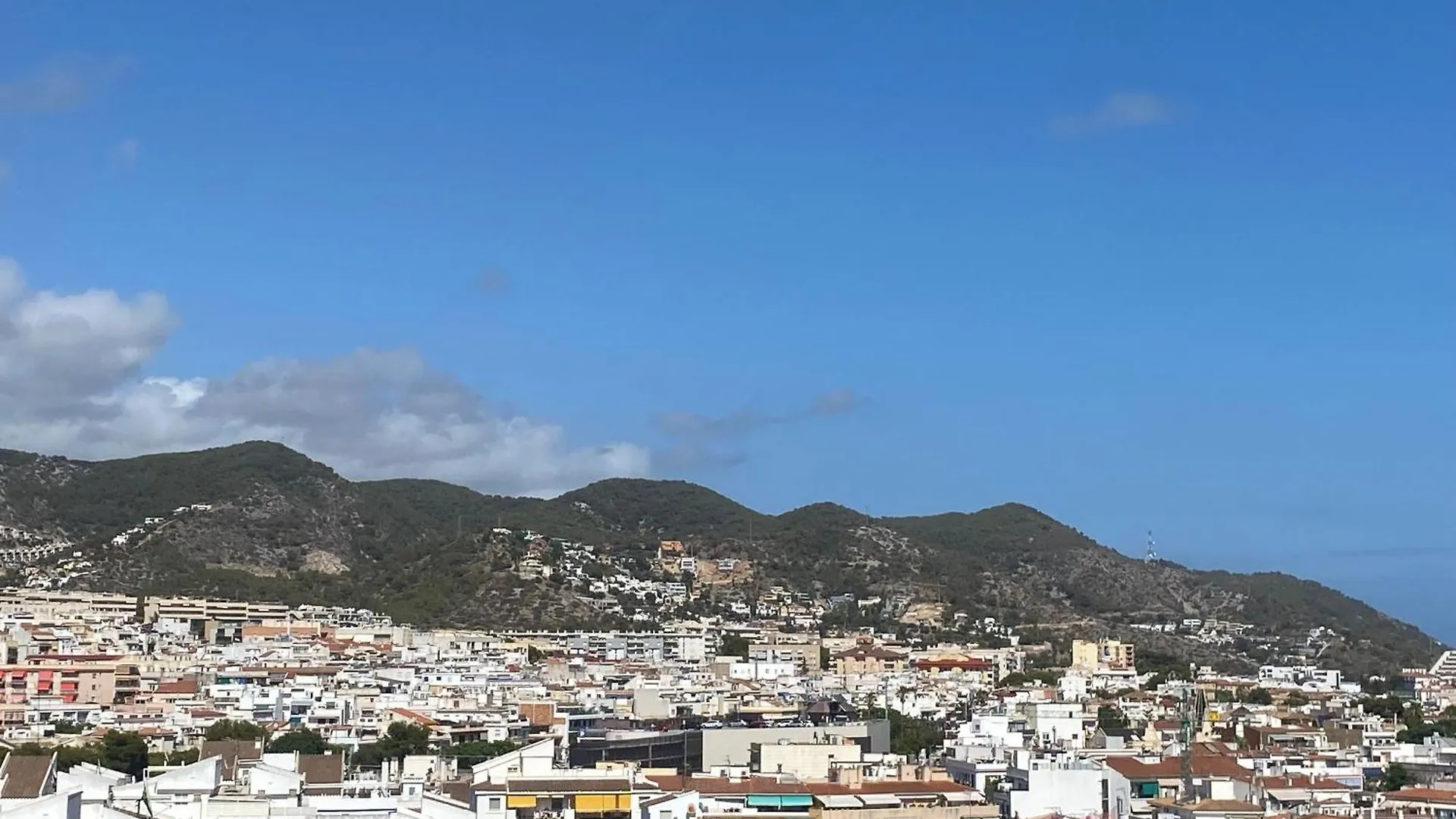 Diamond By Hello Homes Sitges